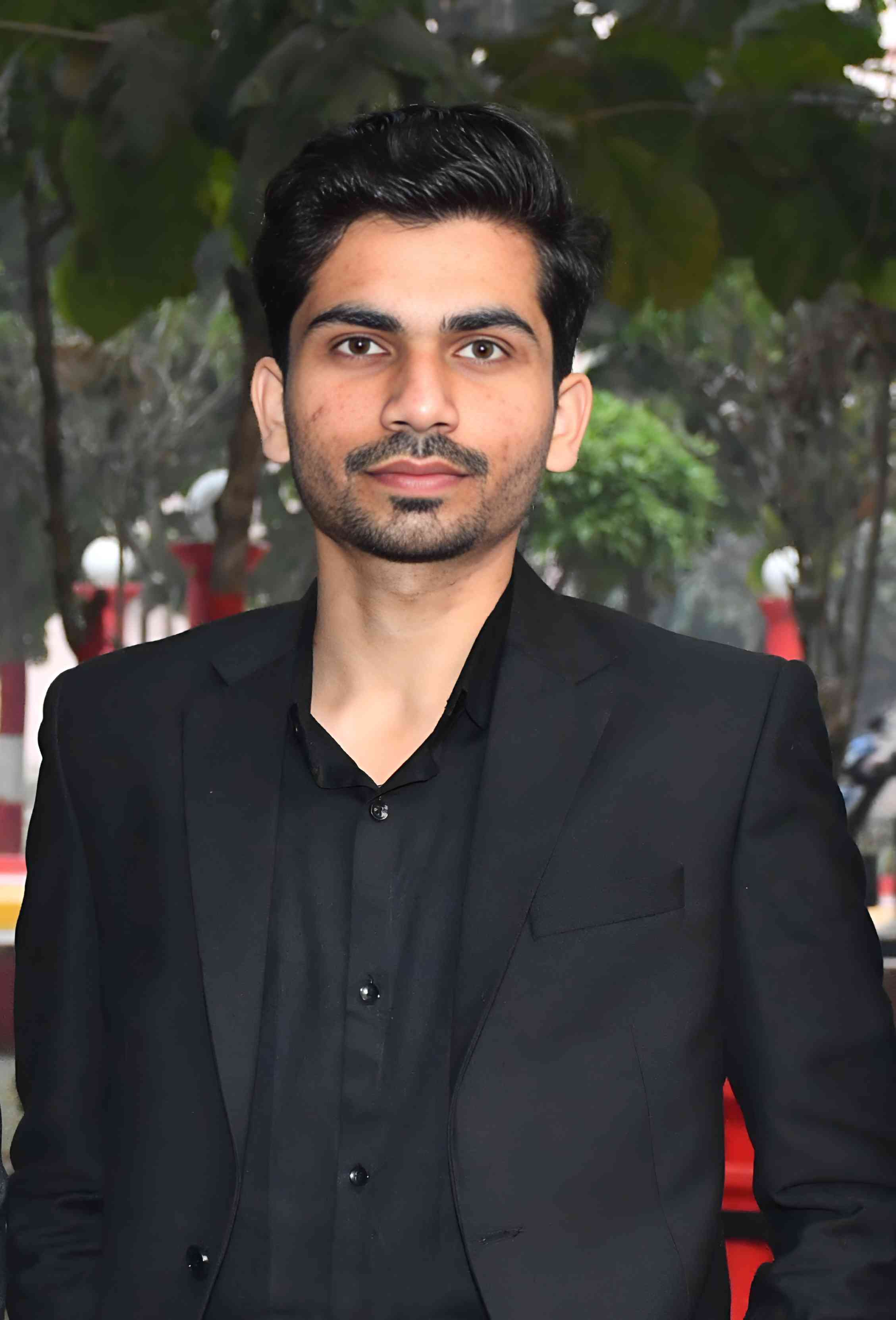 AMAN SAXENA