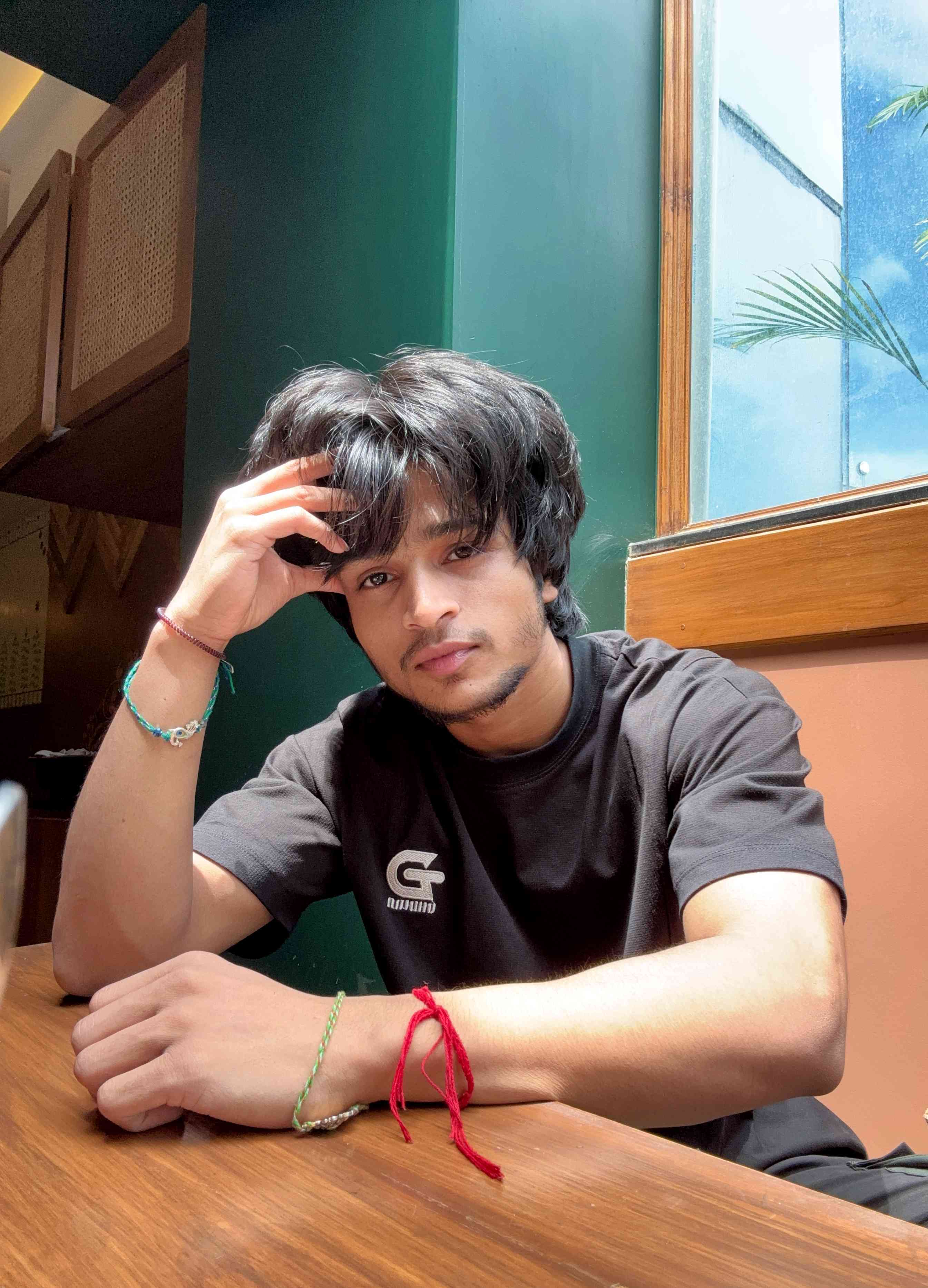 vinit dhakre