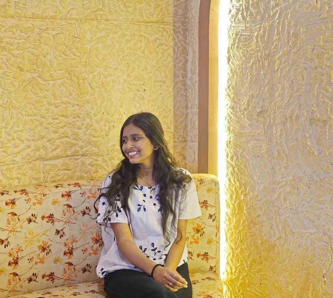 Divya pawar