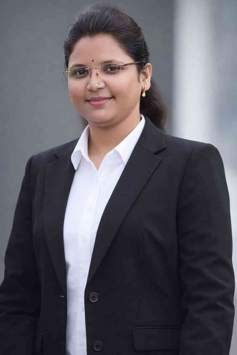Ms. Komal Suresh Thakare