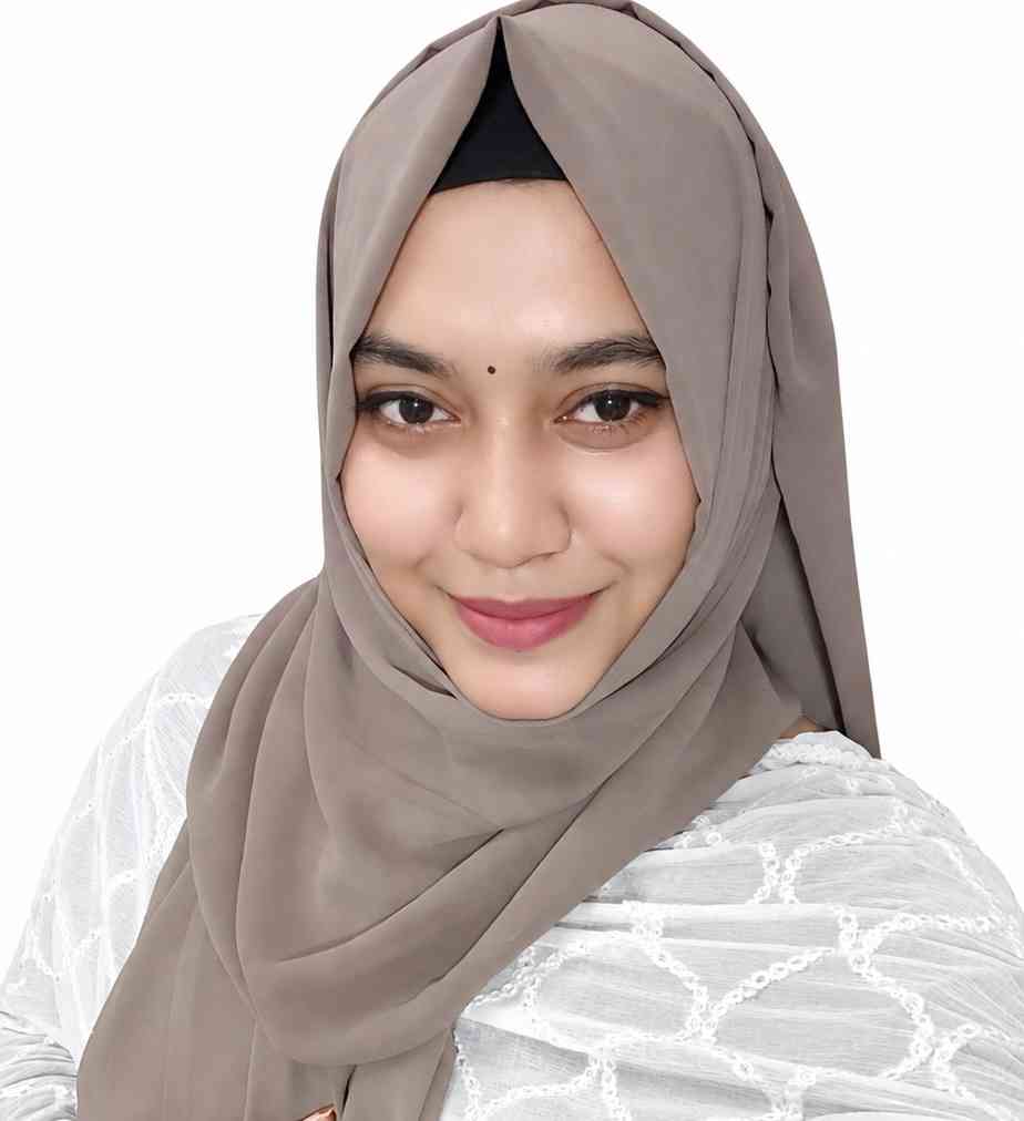 Naira Alam
