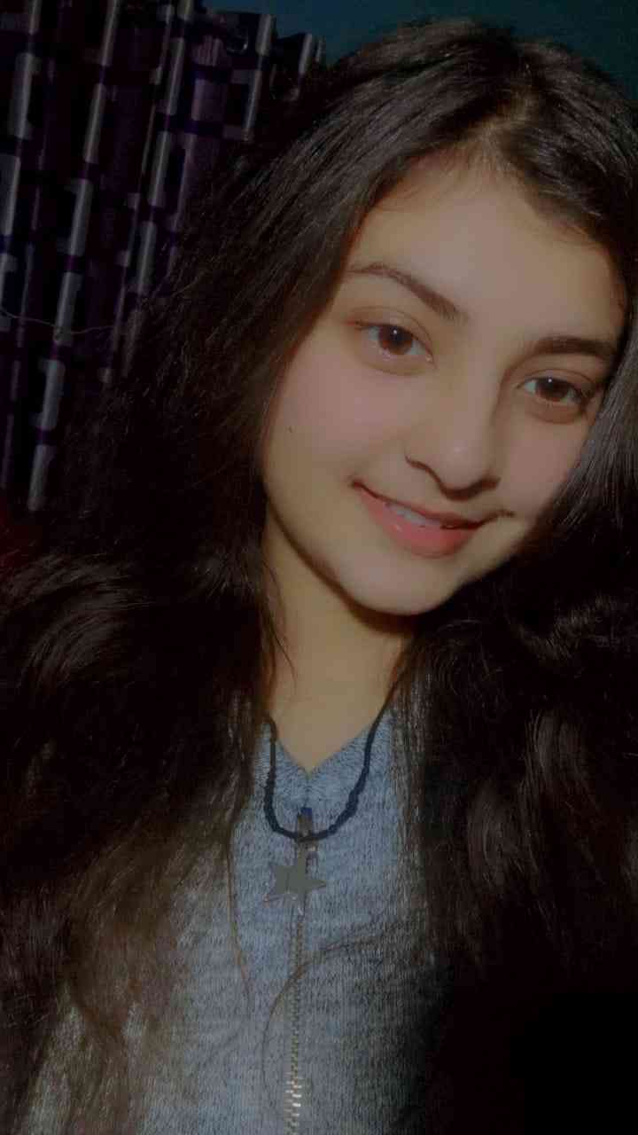 Prachi chaudhary