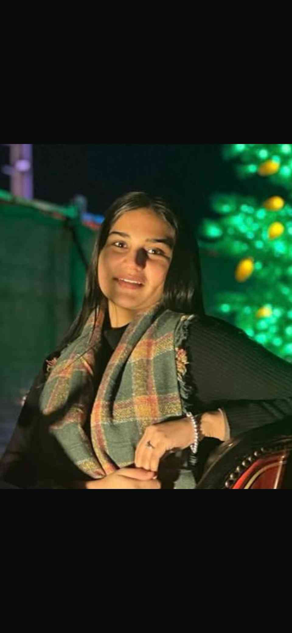 Rashmeen kaur