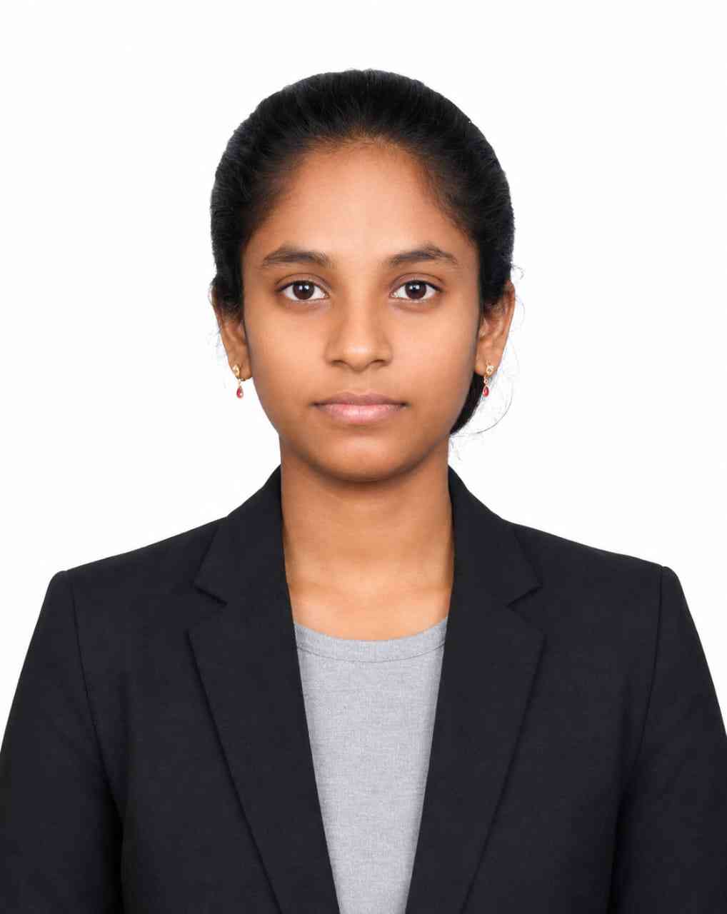 Riya Ranjani R