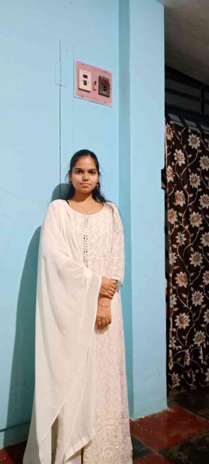 Saniya H