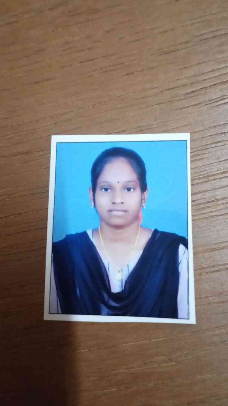 Kaviyarasi D