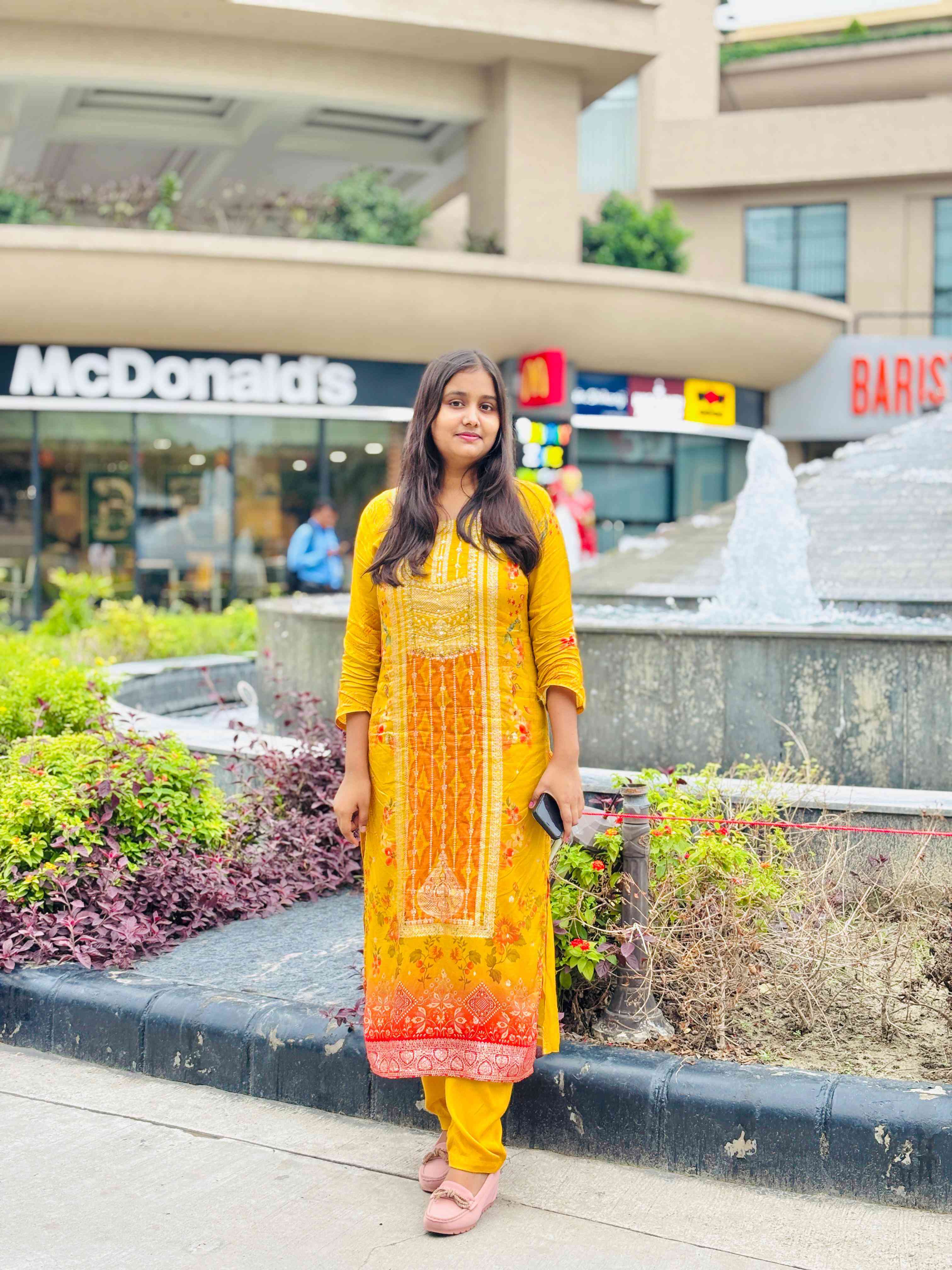 Saloni