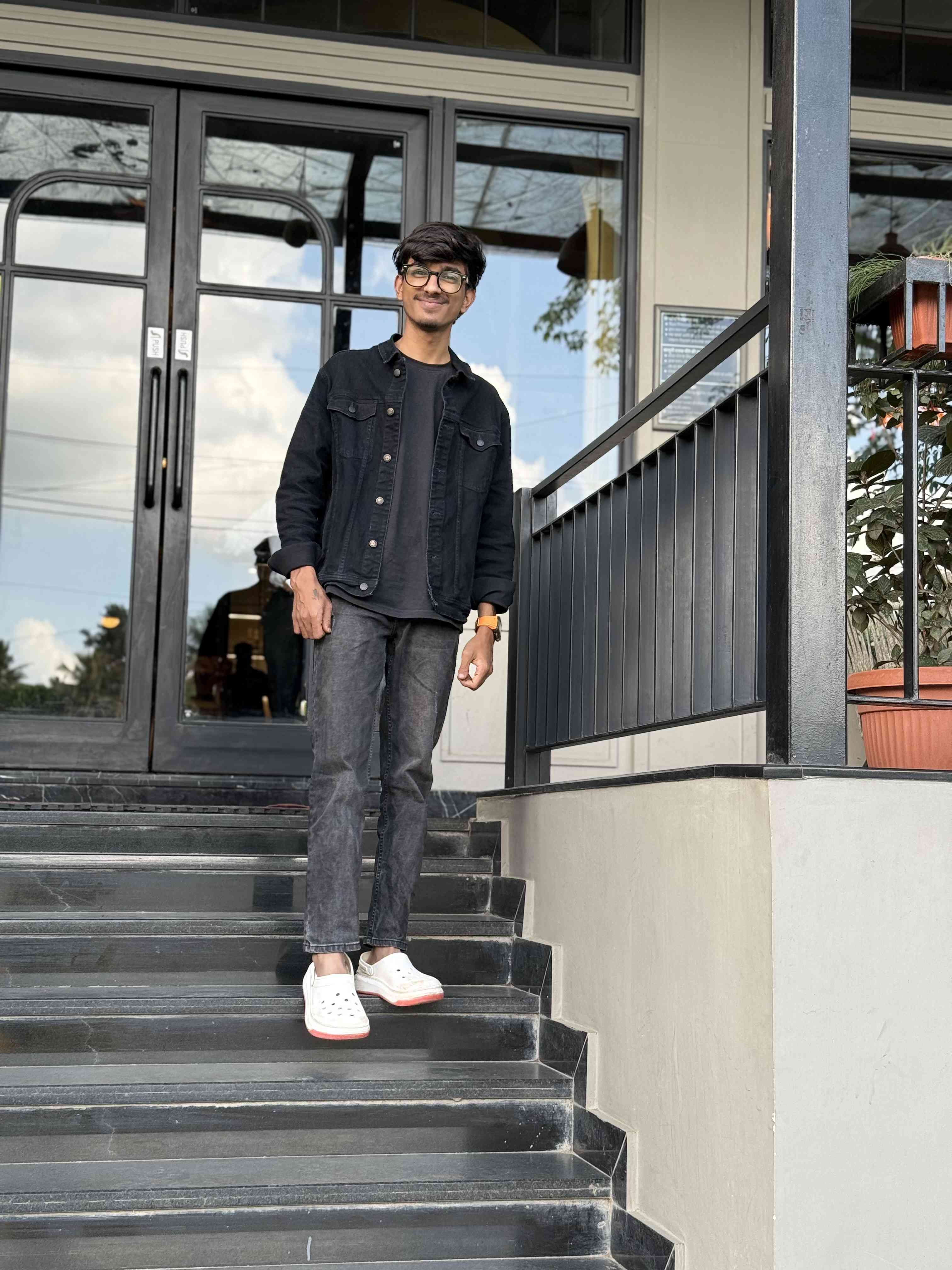 Dev Deepak Takalikar