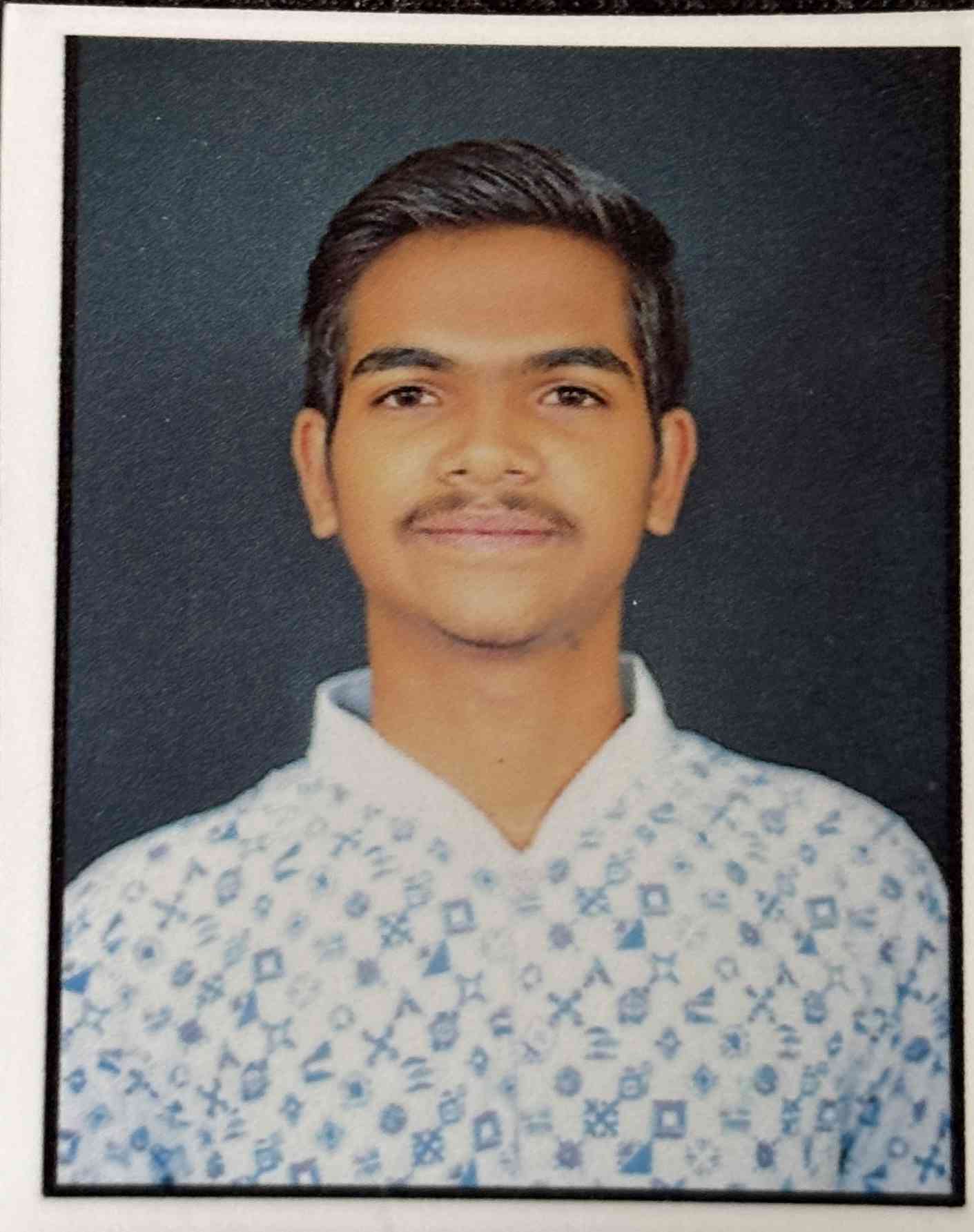 Vivek Dnyandeo Shinde